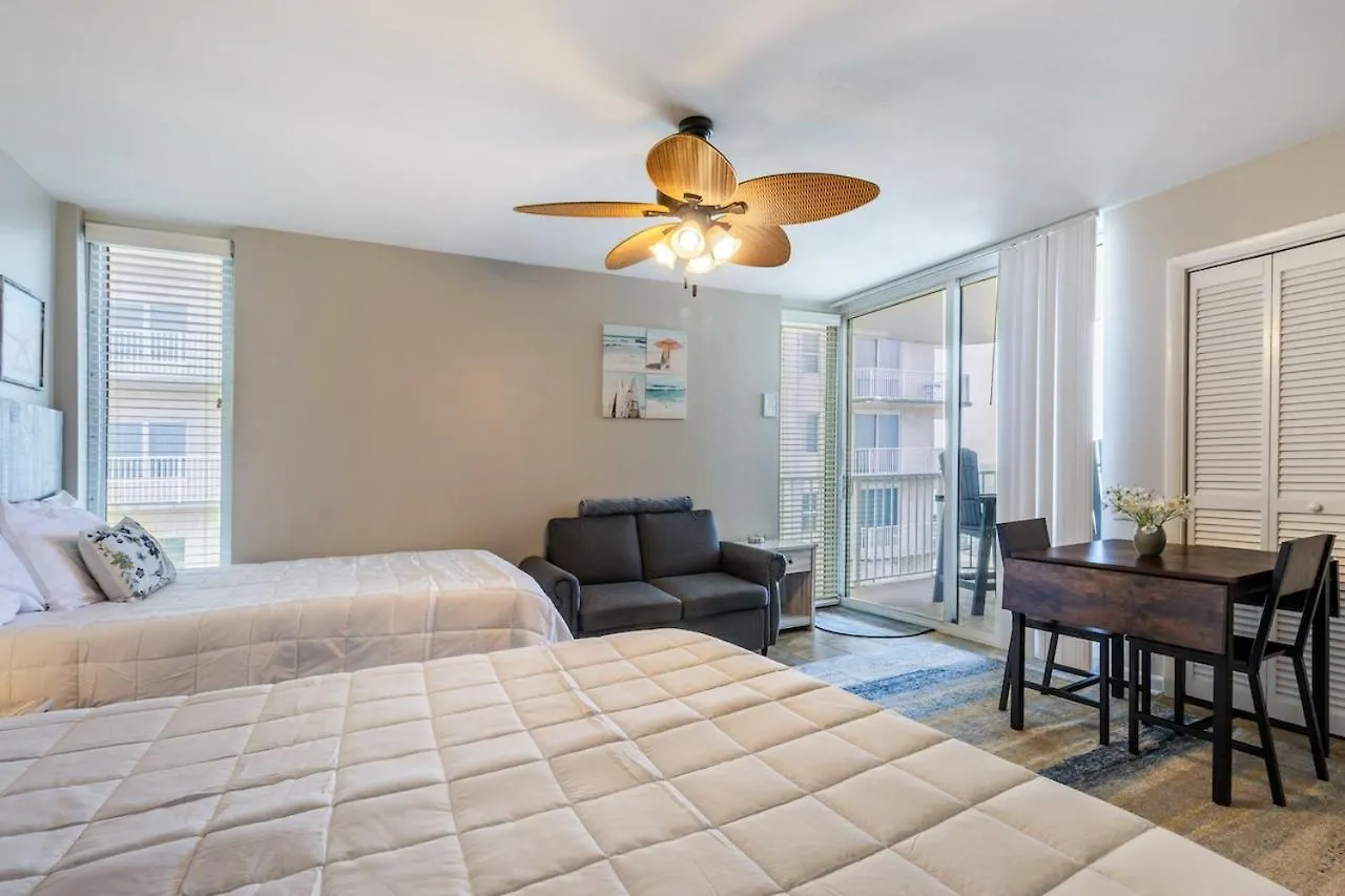 Hébergement de vacances Panama City Condo Rental Studio With Private Beach Access Panama City Beach États-Unis